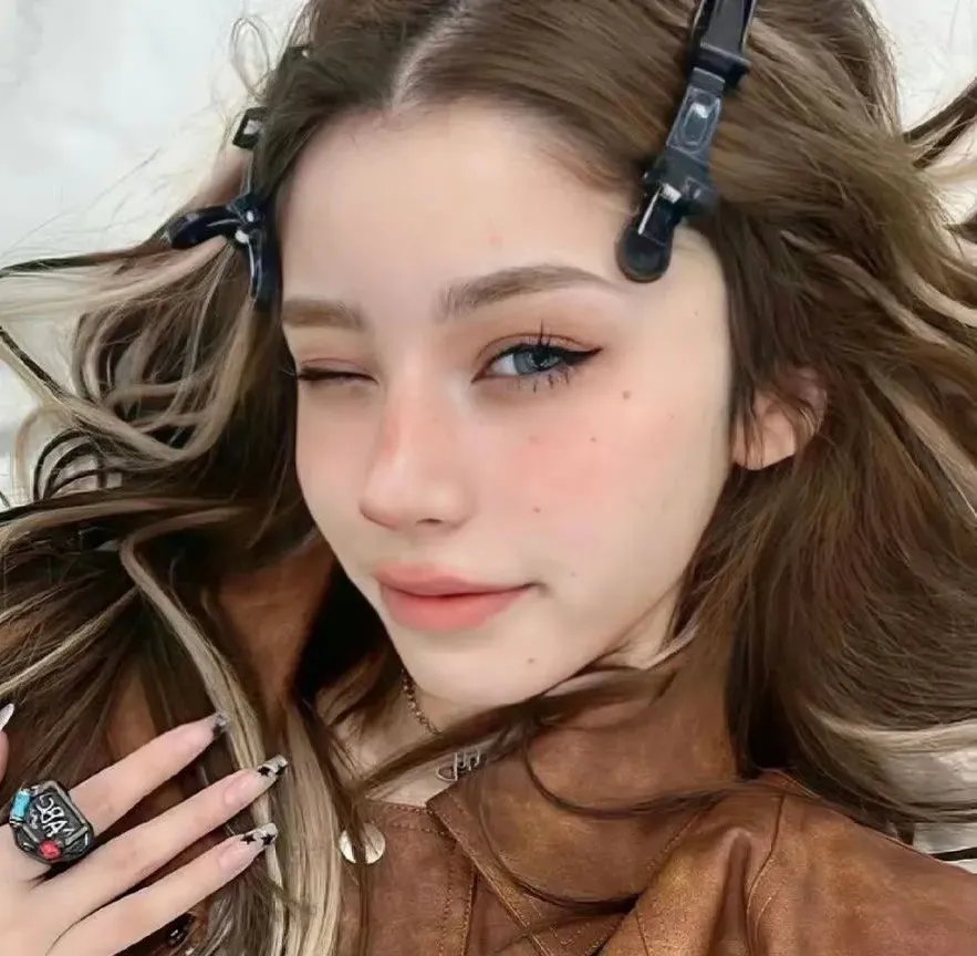 女高汉子